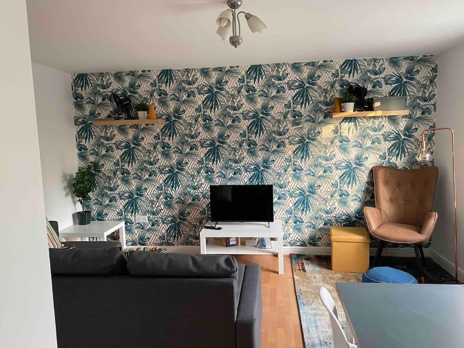 Апартаменты Canal-Flat Near Stratford International Station Лондон Экстерьер фото